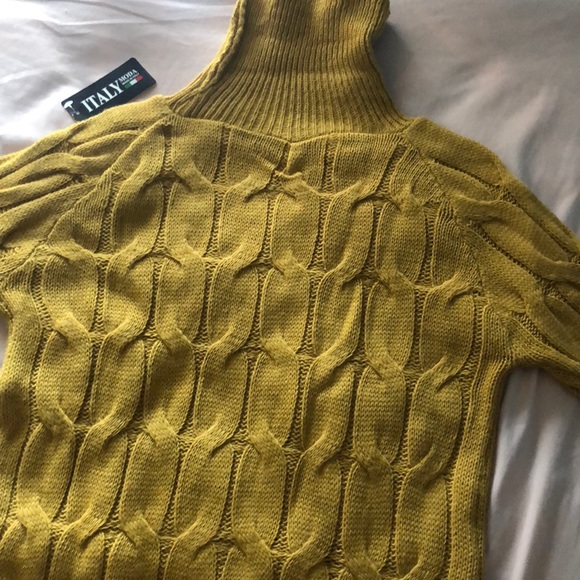 Cotton Mustard Yellow Turtle Neck - Picture 2 of 2